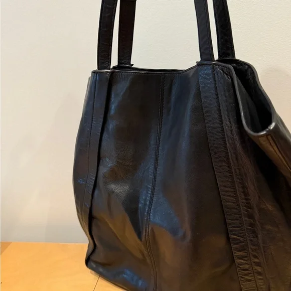 Black Leather Tote - Picture 3 of 11